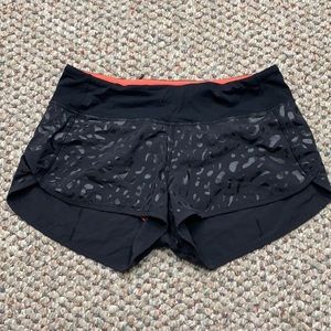 Lululemon Women’s Cheetah Embossed Running Shorts